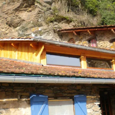 Feriehus Maison D'Une Chambre Avec Terrasse A Bellegarde Marsal *